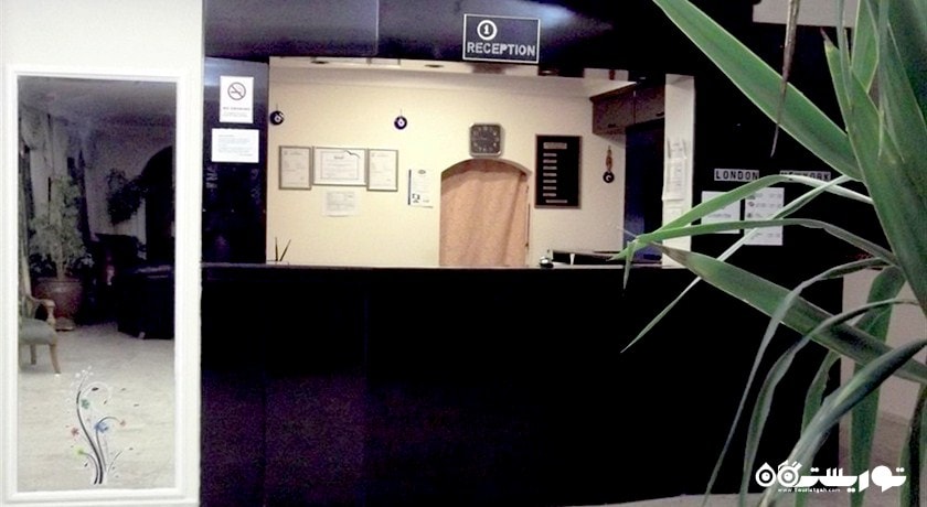 میز پذیرش هتل وست آدا این 